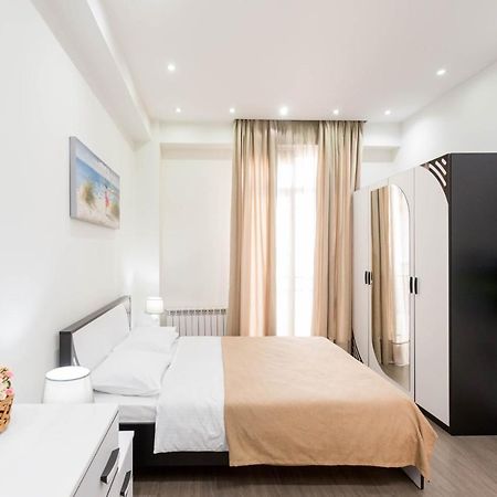Apartment In The City Center Lll Τυφλίδα Εξωτερικό φωτογραφία